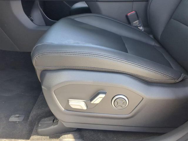new 2025 Hyundai Santa Fe car, priced at $40,414