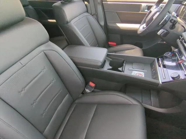 new 2025 Hyundai Santa Fe car, priced at $44,441
