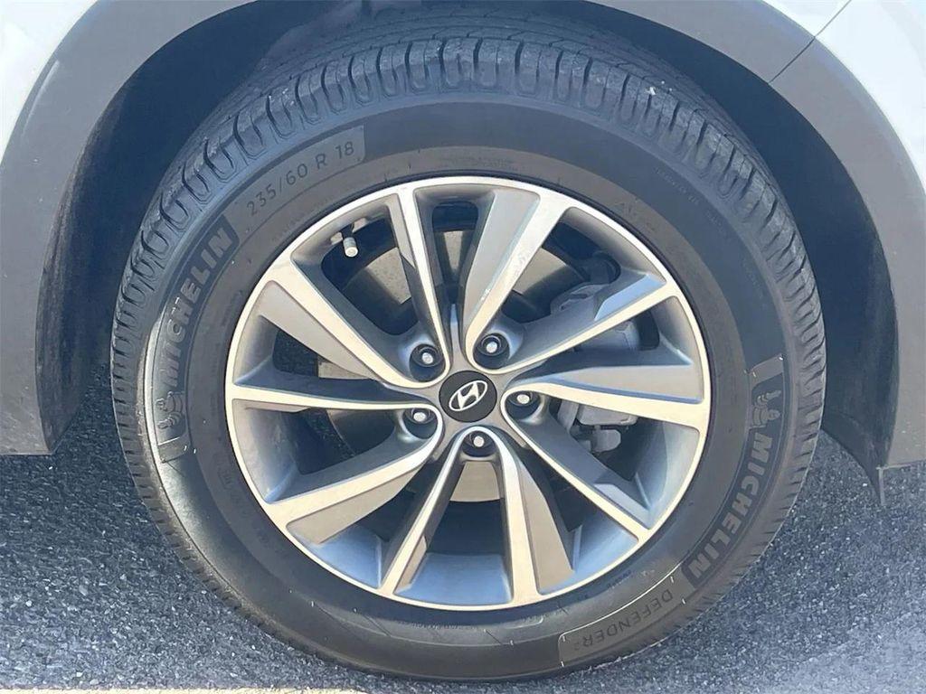 used 2020 Hyundai Santa Fe car, priced at $18,491