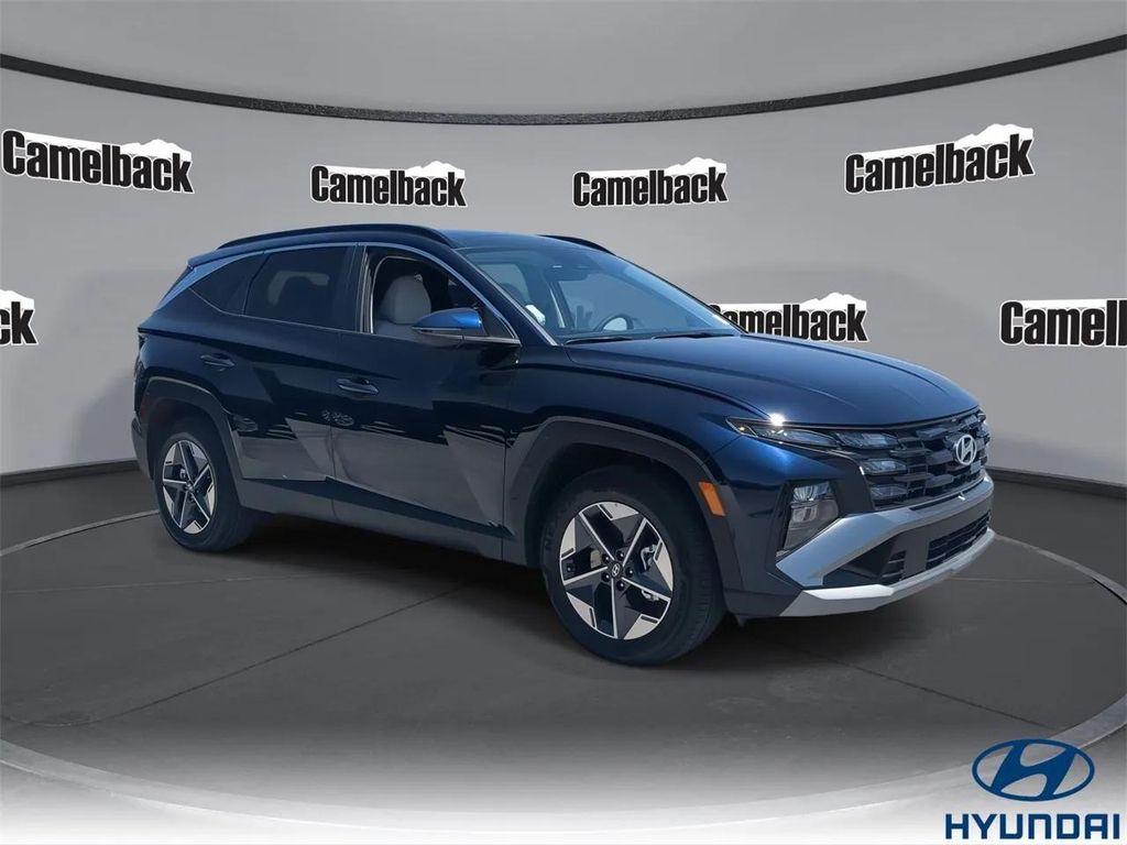 new 2025 Hyundai TUCSON Hybrid car, priced at $33,020