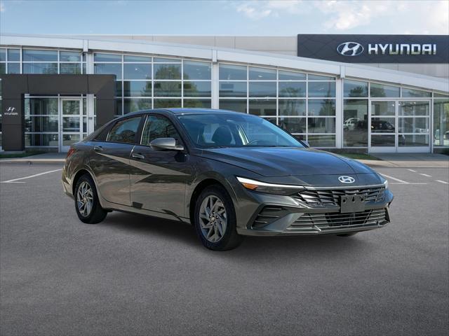 new 2025 Hyundai Elantra HEV car, priced at $26,236