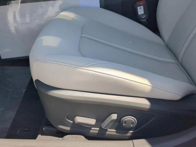 new 2025 Hyundai Sonata car, priced at $27,972
