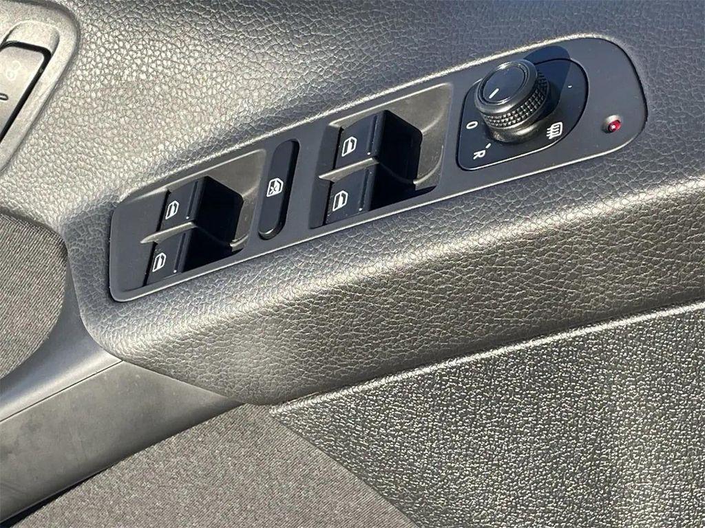 used 2018 Volkswagen Tiguan Limited car, priced at $11,188