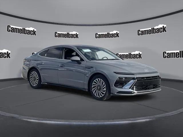 new 2025 Hyundai Sonata Hybrid car, priced at $37,568