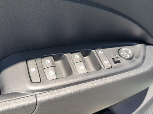 new 2025 Hyundai Venue car, priced at $20,987