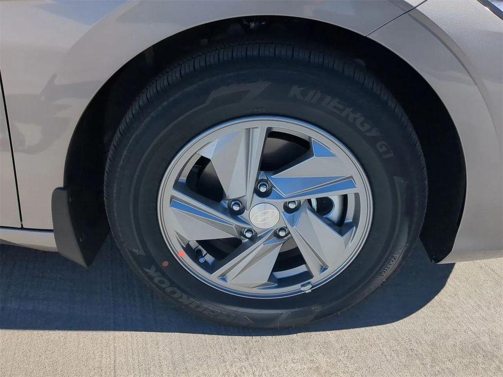new 2025 Hyundai Elantra car, priced at $20,330
