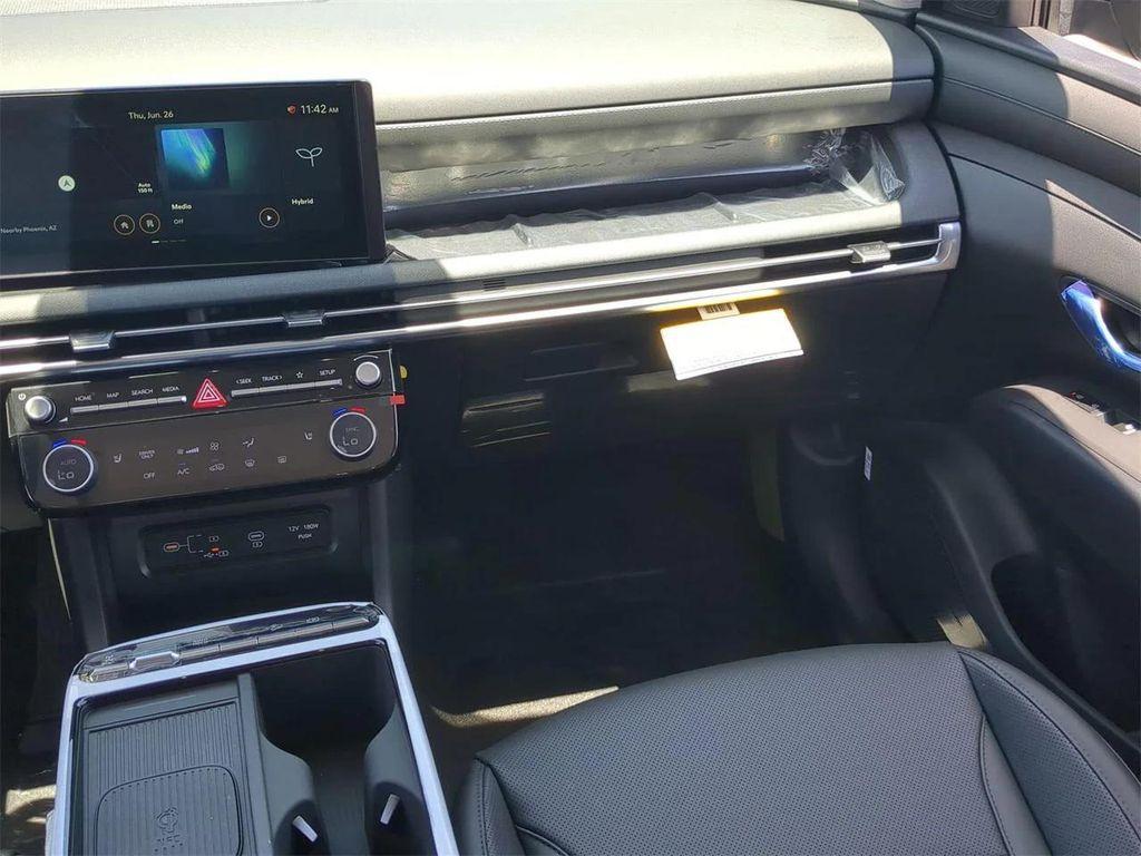 new 2025 Hyundai TUCSON Hybrid car, priced at $36,190