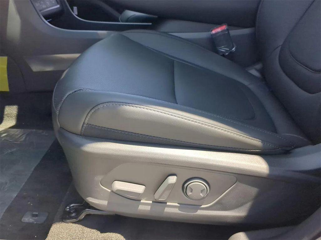 new 2025 Hyundai TUCSON Hybrid car, priced at $36,190