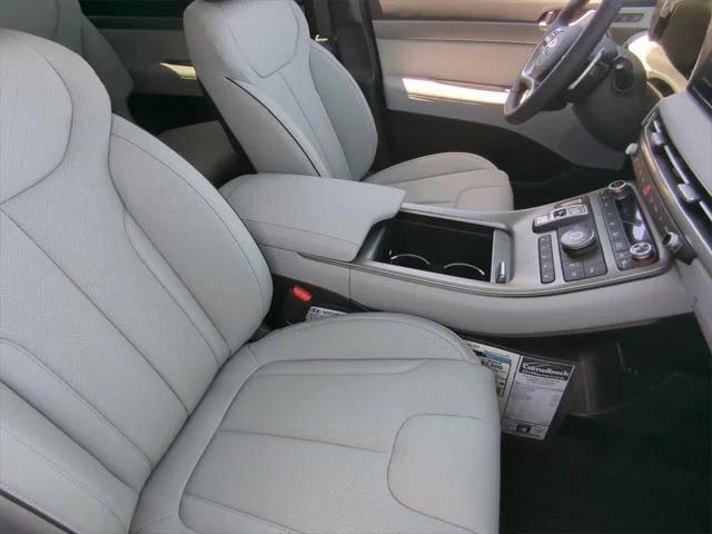 new 2025 Hyundai Palisade car, priced at $44,576