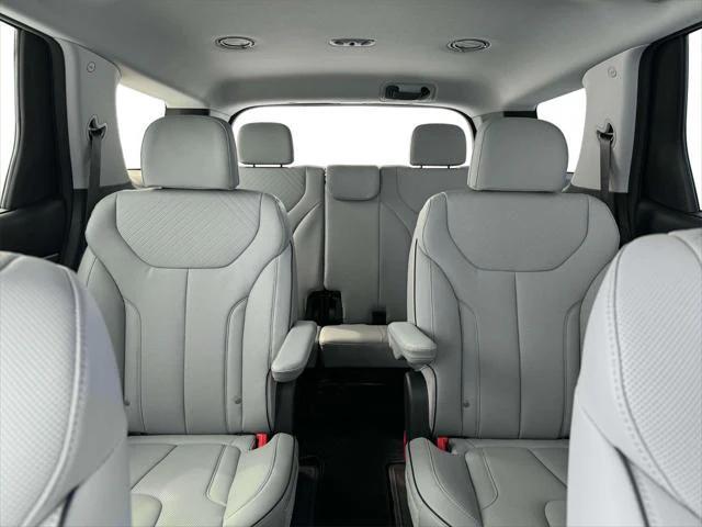 new 2025 Hyundai Palisade car, priced at $44,576