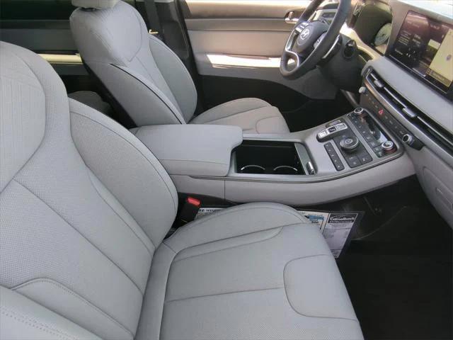 new 2025 Hyundai Palisade car, priced at $44,576