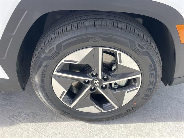 new 2025 Hyundai Tucson car, priced at $32,700