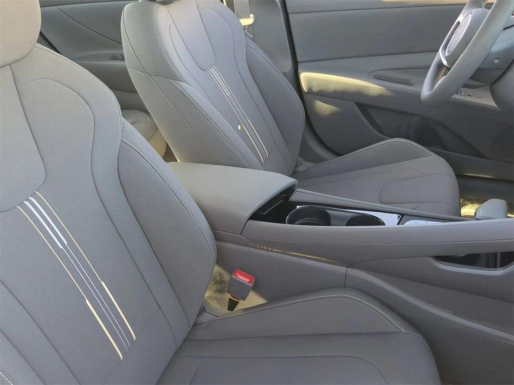 new 2026 Hyundai ELANTRA HEV car, priced at $26,616