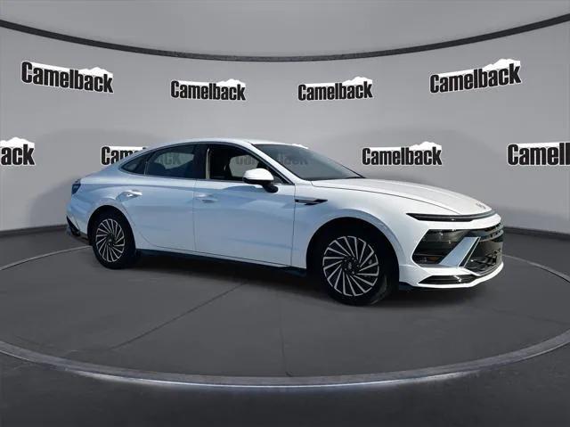 new 2025 Hyundai Sonata Hybrid car, priced at $32,481