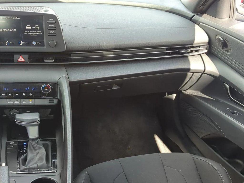 new 2025 Hyundai Elantra car, priced at $20,315