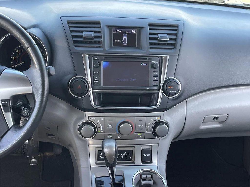 used 2013 Toyota Highlander car, priced at $15,122