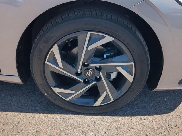 new 2025 Hyundai Elantra car, priced at $23,188