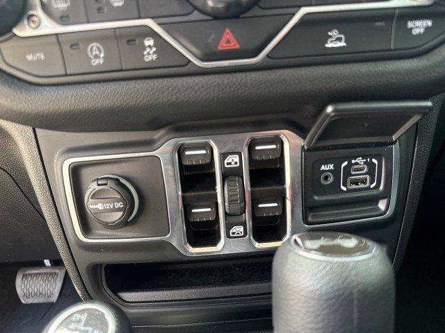new 2025 Jeep Wrangler car, priced at $46,859
