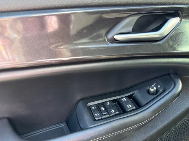 new 2023 Jeep Grand Cherokee L car, priced at $42,999