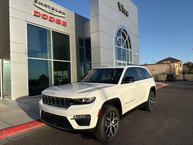 new 2025 Jeep Grand Cherokee car, priced at $44,195