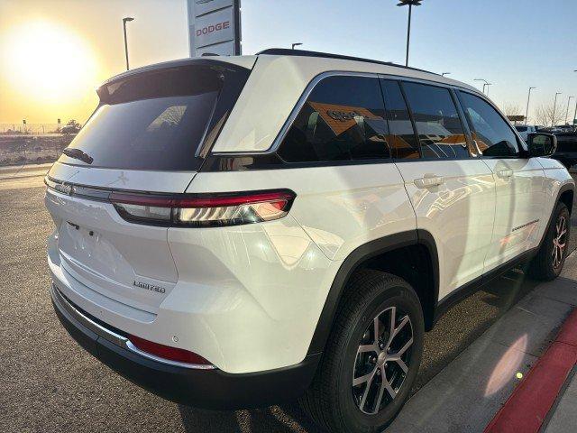 new 2025 Jeep Grand Cherokee car, priced at $44,195