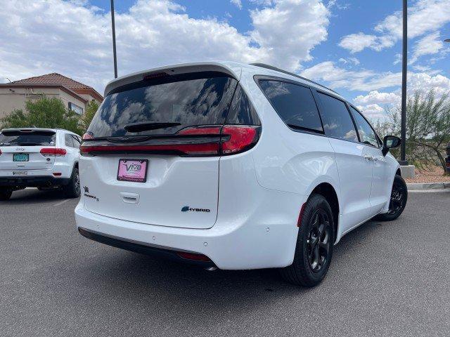 new 2024 Chrysler Pacifica Hybrid car, priced at $50,955