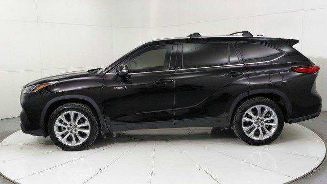 used 2020 Toyota Highlander Hybrid car, priced at $34,991