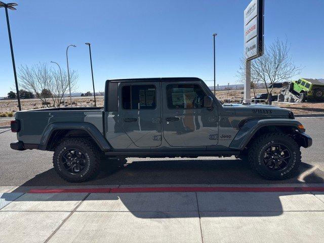 new 2025 Jeep Gladiator car, priced at $50,980