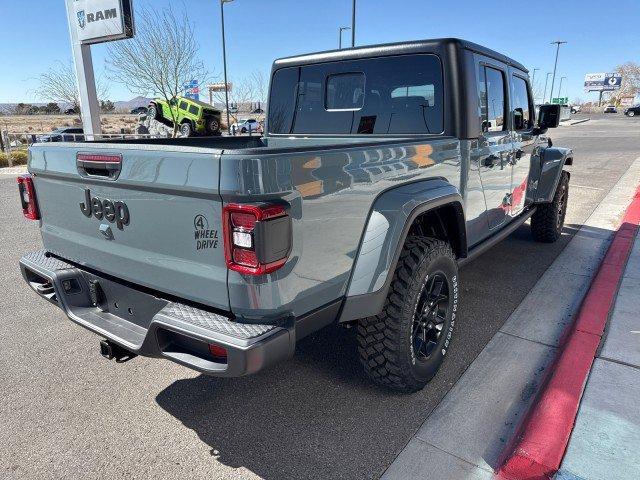 new 2025 Jeep Gladiator car, priced at $50,980