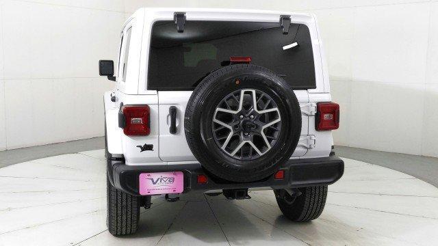 used 2022 Jeep Wrangler Unlimited car, priced at $38,291