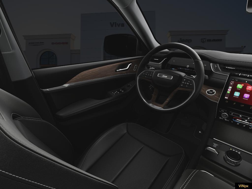 new 2025 Jeep Grand Cherokee car, priced at $51,582