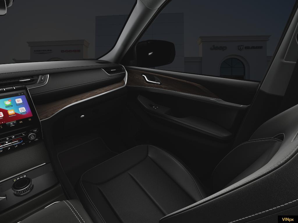 new 2025 Jeep Grand Cherokee car, priced at $51,582