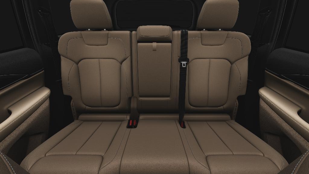 new 2025 Jeep Grand Cherokee car, priced at $47,396