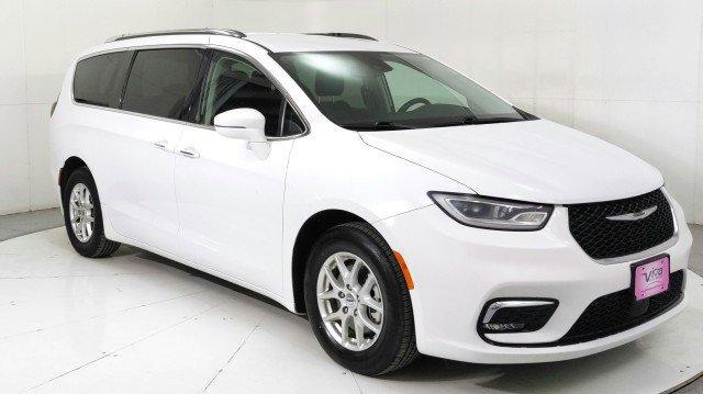 used 2021 Chrysler Pacifica car, priced at $24,391