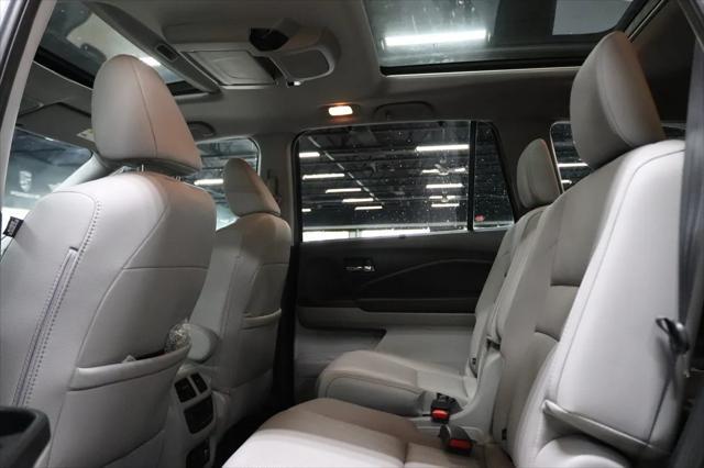 used 2021 Honda Pilot car, priced at $26,990
