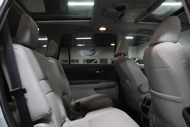 used 2021 Honda Pilot car, priced at $26,990