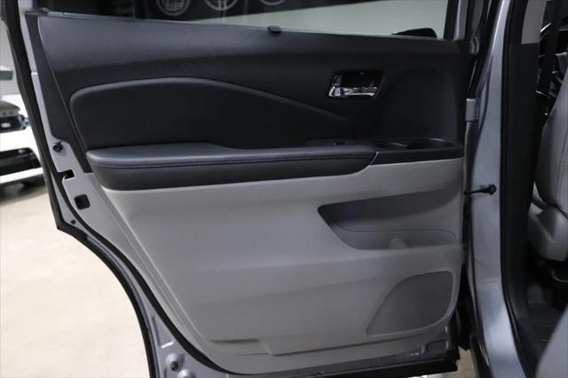 used 2021 Honda Pilot car, priced at $26,990