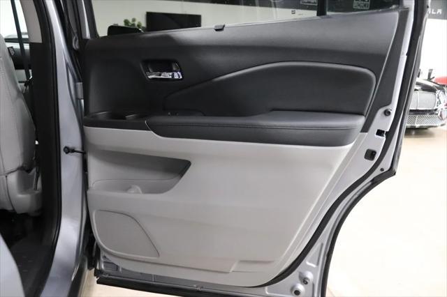 used 2021 Honda Pilot car, priced at $26,990