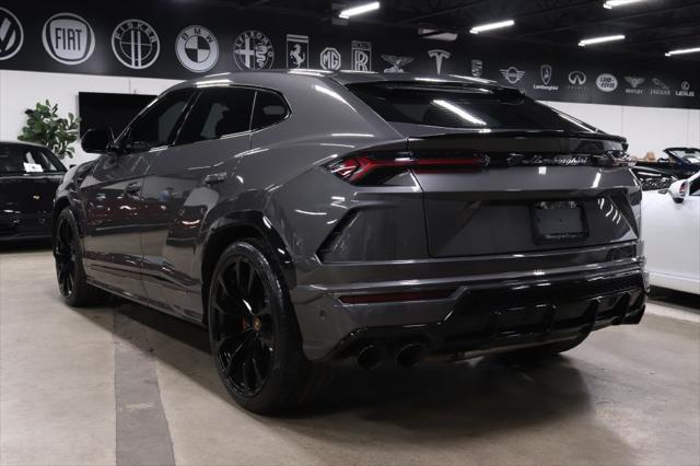 used 2022 Lamborghini Urus car, priced at $219,990