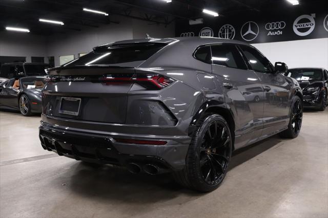 used 2022 Lamborghini Urus car, priced at $219,990