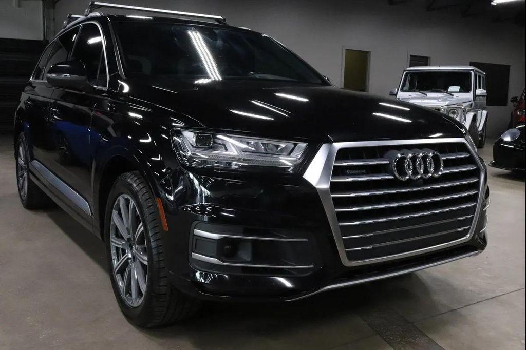 used 2018 Audi Q7 car, priced at $19,990