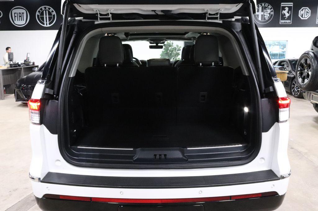 used 2022 Lincoln Navigator car, priced at $74,490