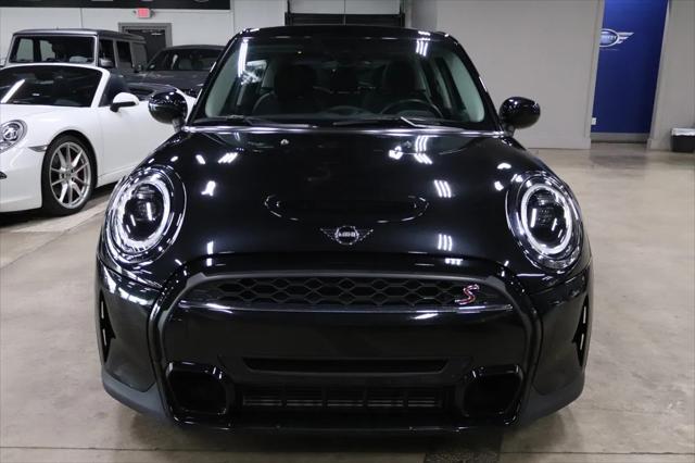 used 2024 MINI Hardtop car, priced at $27,990