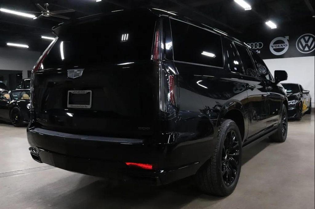 used 2022 Cadillac Escalade ESV car, priced at $81,990