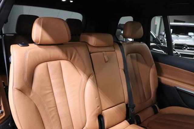 used 2022 BMW X7 car, priced at $52,990