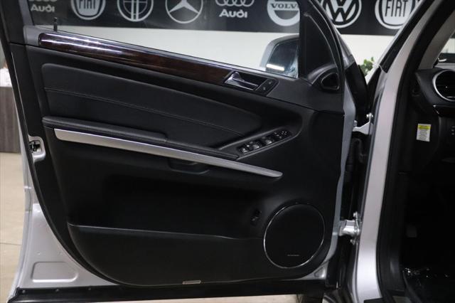used 2009 Mercedes-Benz GL-Class car, priced at $17,990
