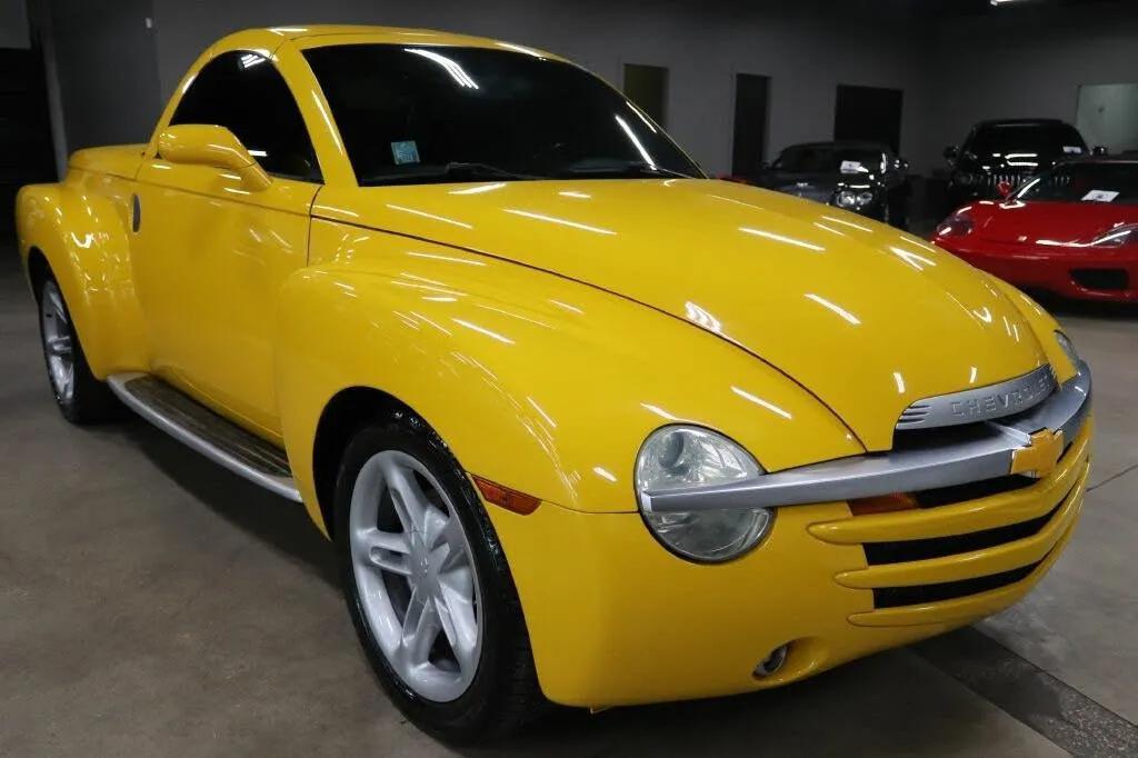 used 2003 Chevrolet SSR car, priced at $17,990