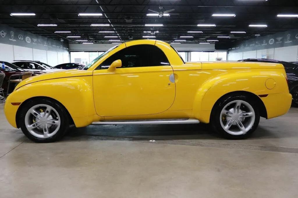 used 2003 Chevrolet SSR car, priced at $17,990