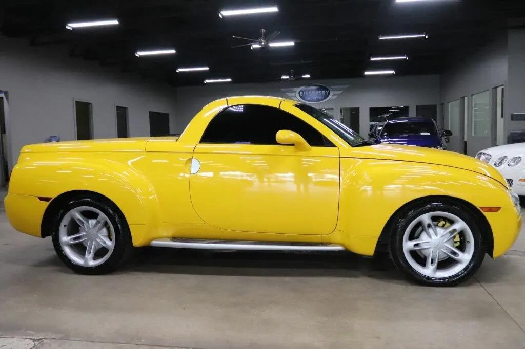 used 2003 Chevrolet SSR car, priced at $17,990