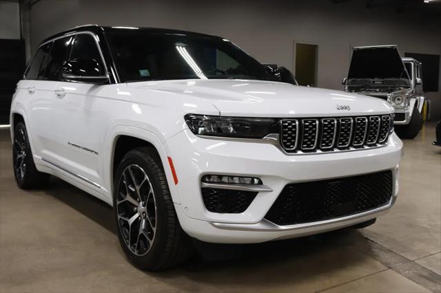 used 2022 Jeep Grand Cherokee car, priced at $39,990